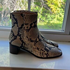 Madewell snakeskin boots size 8